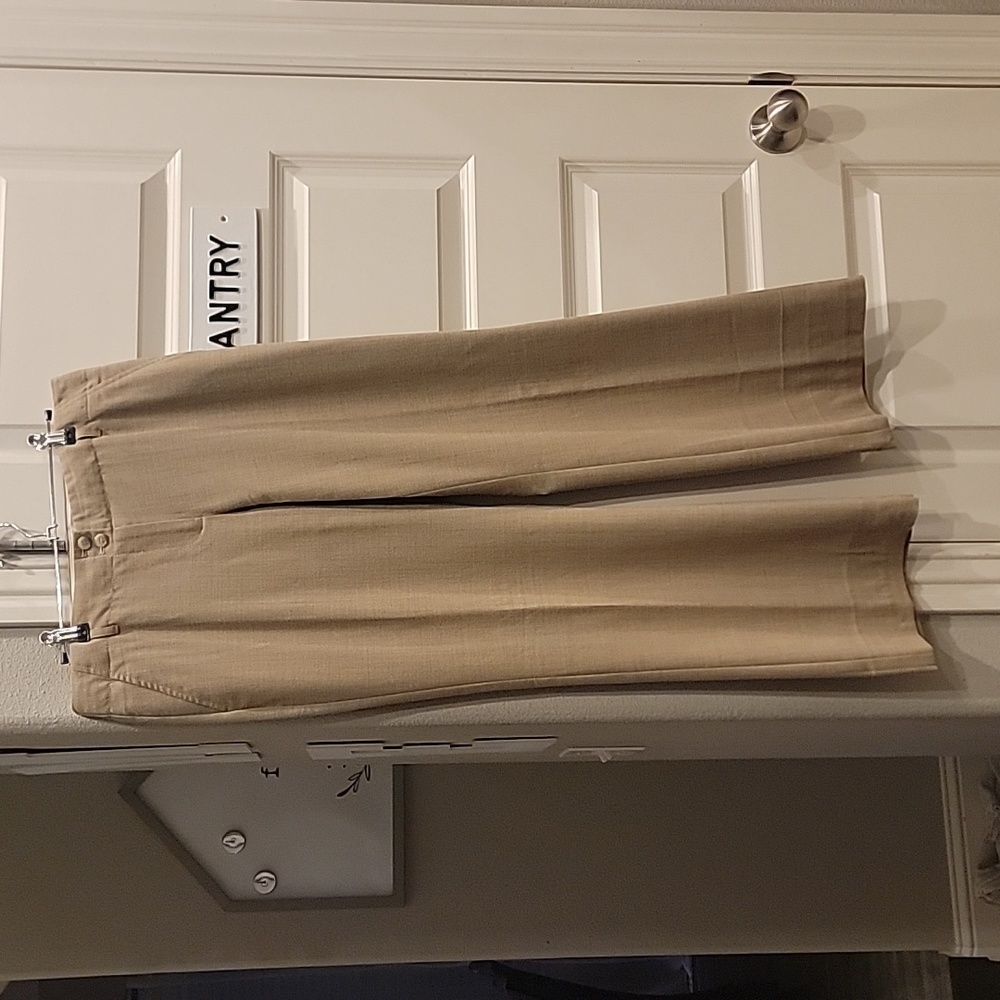 Women's Cassidy Fit The Limited Dress  Pant Size 8